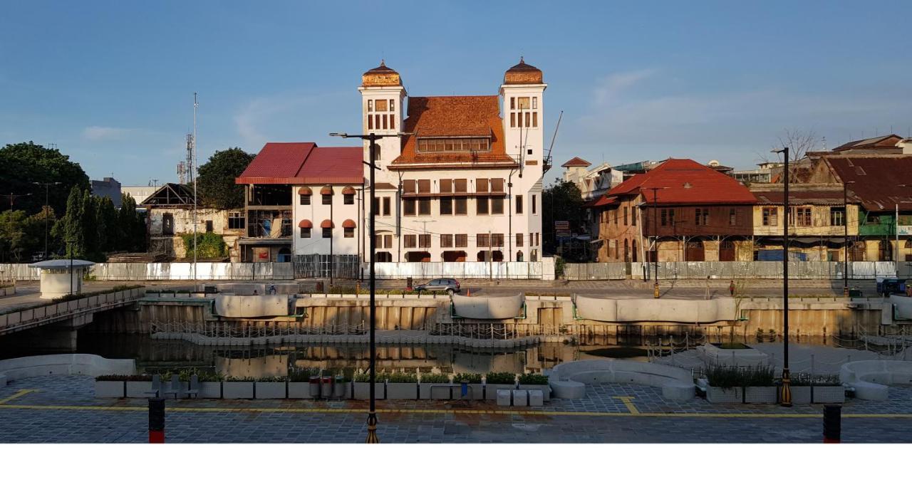 Hotel Dequr Jakarta Kota Zewnętrze zdjęcie