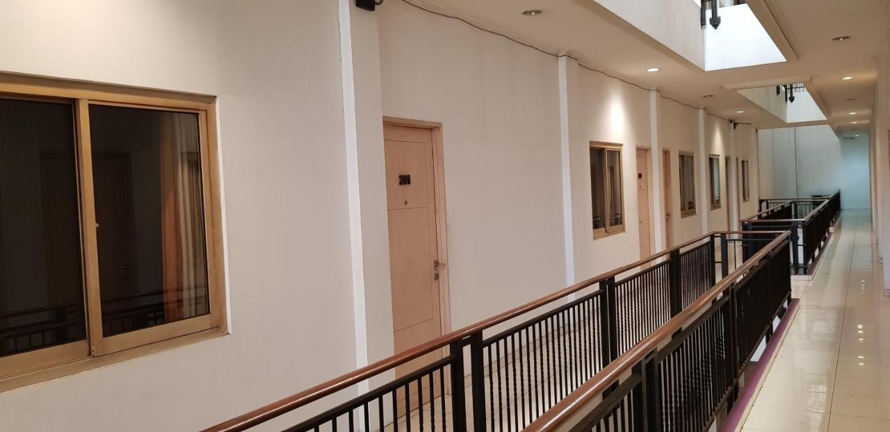 Hotel Dequr Jakarta Kota Zewnętrze zdjęcie